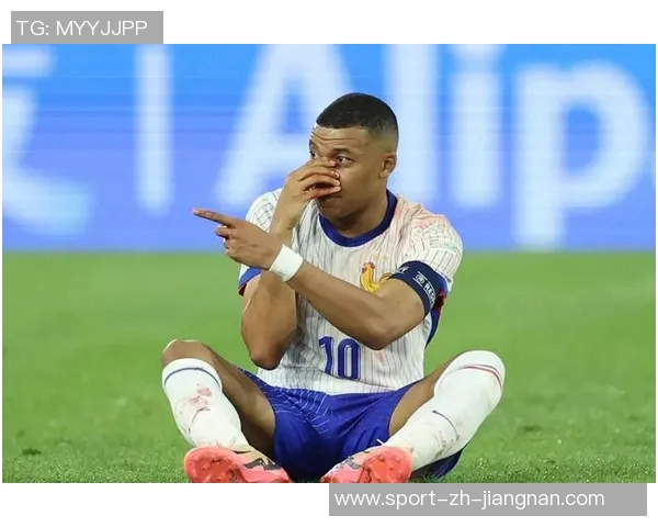 姆巴佩缺席比赛引发风波恩德里克替换阿森西奥后者愤怒摔球衣