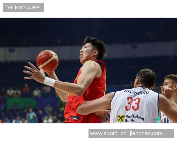 周琦半场表现平平仅得6分5板正负值惨淡显示球队困境